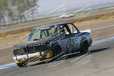 media/Oct-01-2022-24 Hours of Lemons (Sat) [[0fb1f7cfb1]]/10am (Front Straight)/